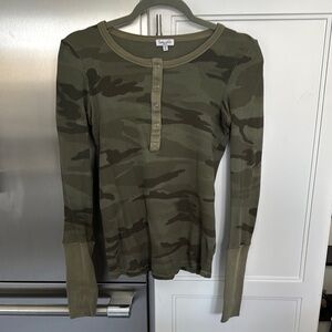 Splendid Green Camo Long Sleeve Top